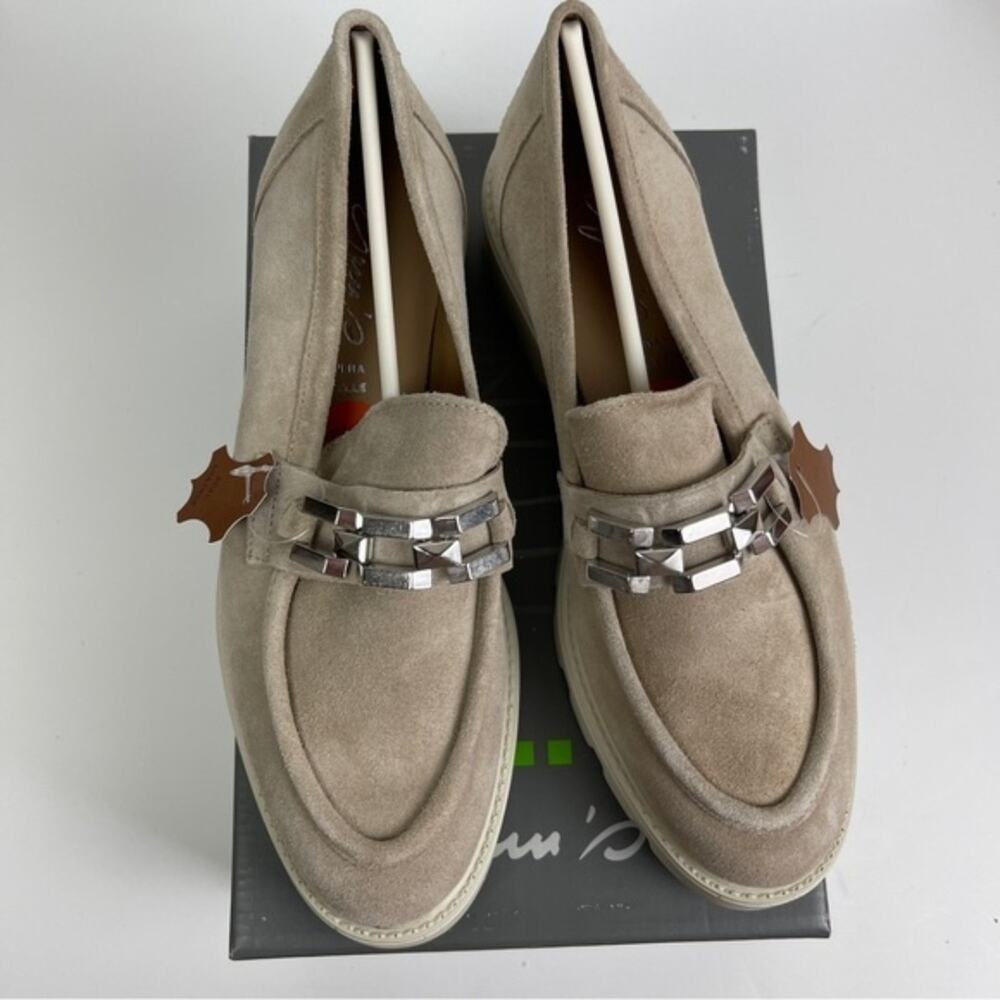 GEMS Tan Chain Lug Sole Loafers/Flats NWT Comfort Footbed 9.5